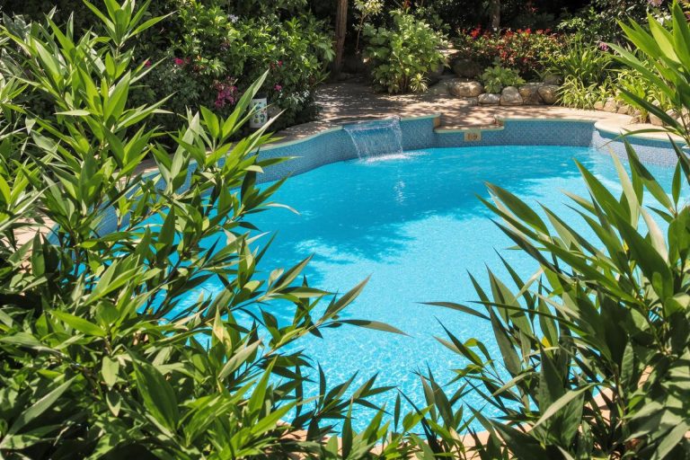 Combien de temps peut-on laisser une piscine sans filtration ?