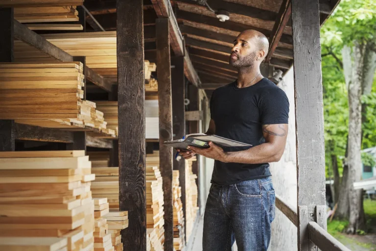prix-du-bois-douglas-tout-savoir-sur-la-charpente-en-douglas